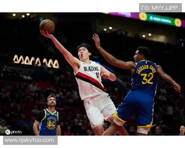 开拓者与太阳季前赛精彩对决展现新赛季球队实力与战术风格